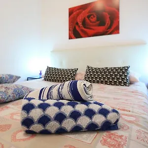 Home&sharm Reitani Catane
