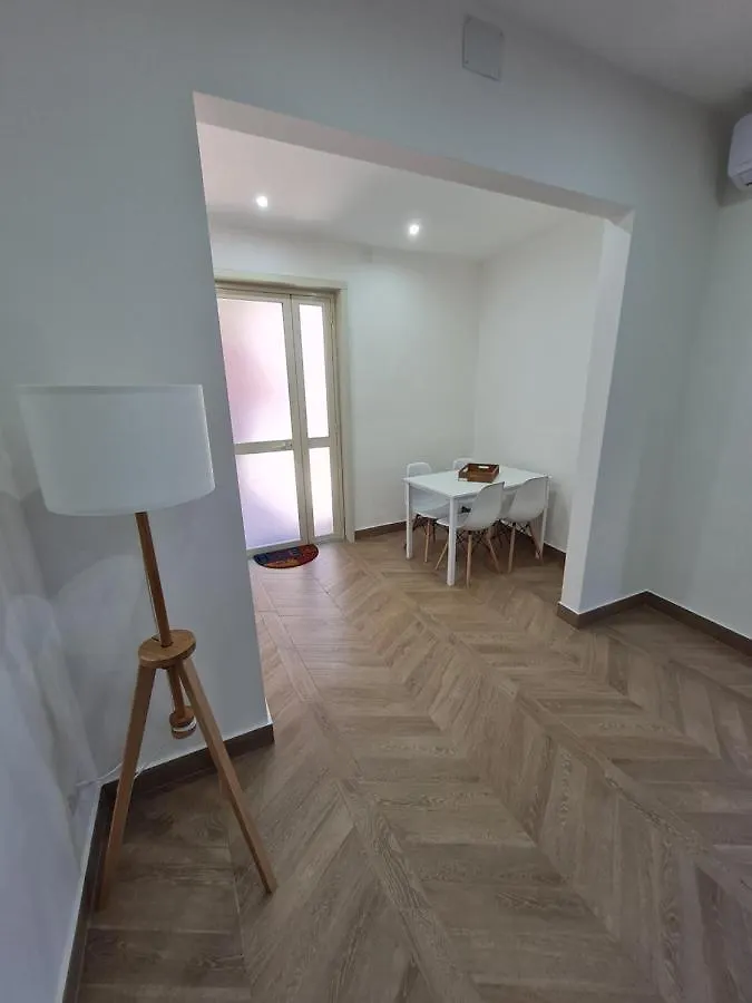 Sweet Home Airport Katania Apartament